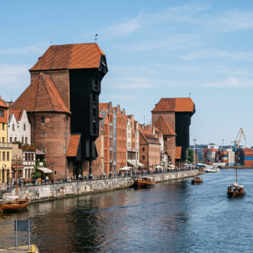 France and Poland Strengthen Defense Ties Amid Growing Security Concerns