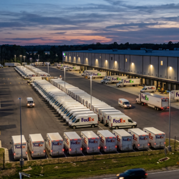 Delivery Driver Fatally Shot After Highway Confrontation Escalates at Distribution Center