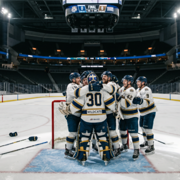 Goaltender Leads Hockey Team to Championship Final Despite Personal Tragedy