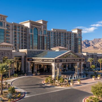 Family Sues Nevada Casino After Bat Found in Hotel Room Leads to Rabies Vaccination Ordeal